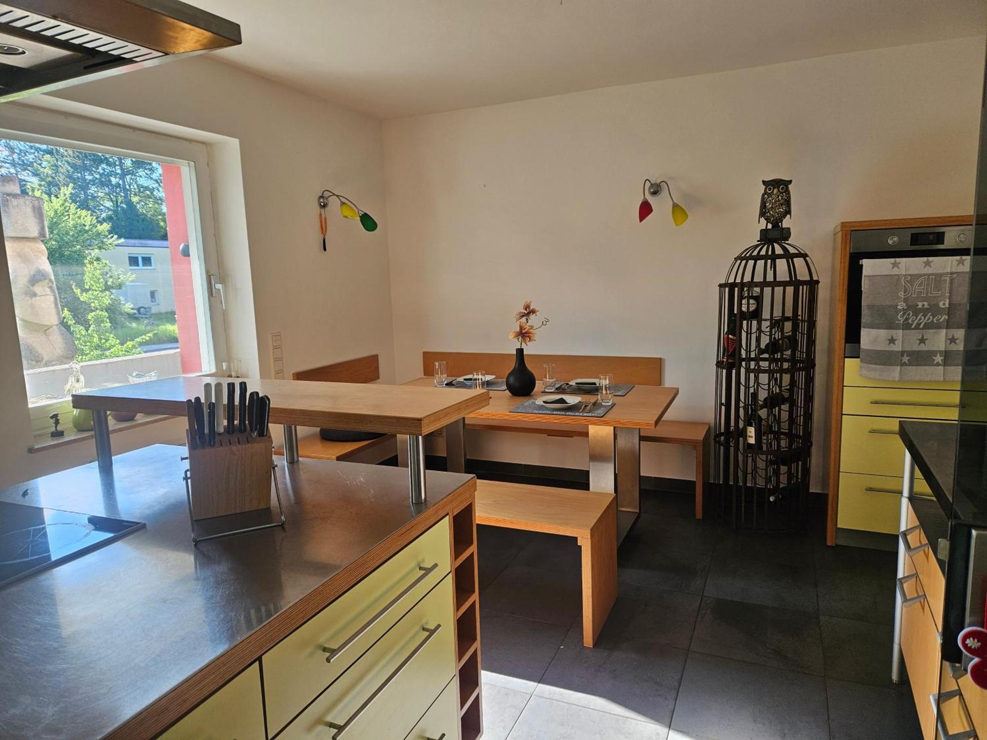 Apartment Moai - Exklusiver Rueckzugsort Fuer Geschaeftsreisen - Kostenloser Parkplatz, Wlan, Waschtrockner, Smart Tv, Qbo Essential, Ergonomischer Schreibtisch *